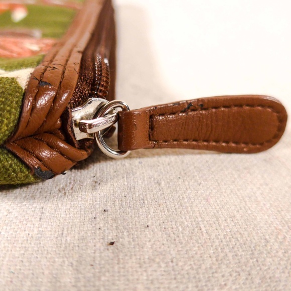 Henry Cotton’s Limited Edition Fox Hunt Canvas Pouch (Flawed) - Picture 14 of 16